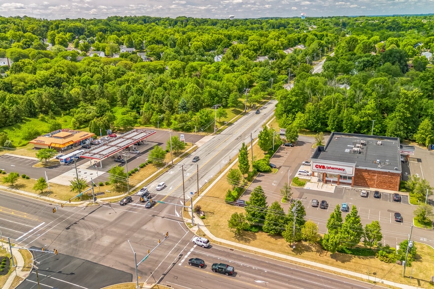 More Photos Of 549 Doylestown Rd, Lansdale Service Station For Sale