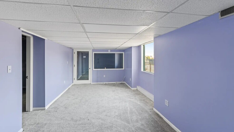 More Photos Of 800 Cawthon St, Louisville Light Distribution For Sale