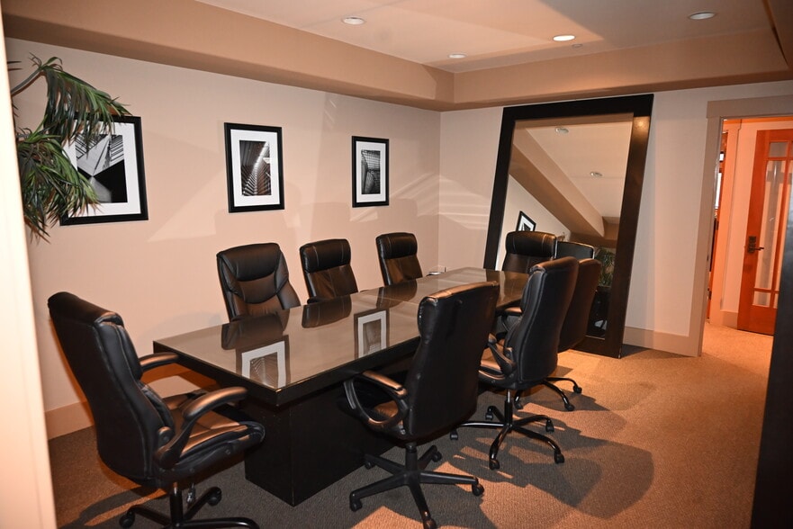 More Photos Of 139 E Olive Ave, Monrovia Office For Lease