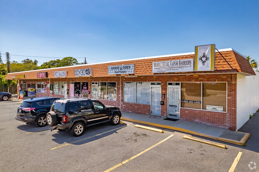More Photos Of 7509 46th Ave N, Saint Petersburg Convenience Store For Lease