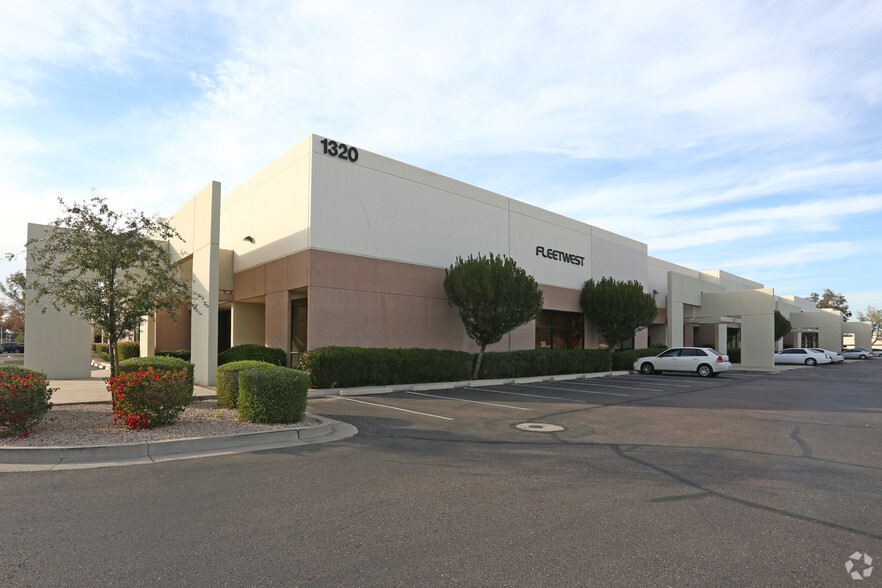 Primary Photo Of 1320 S Priest Dr, Tempe Warehouse For Lease