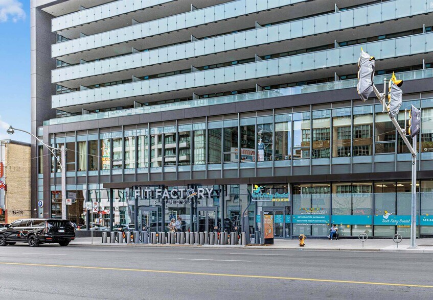 More Photos Of 161 Eglinton Av E, Toronto Parking Garage For Lease