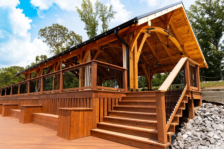 More Photos Of 552 Old Mill Rd, Campobello Lodge Meeting Hall For Sale