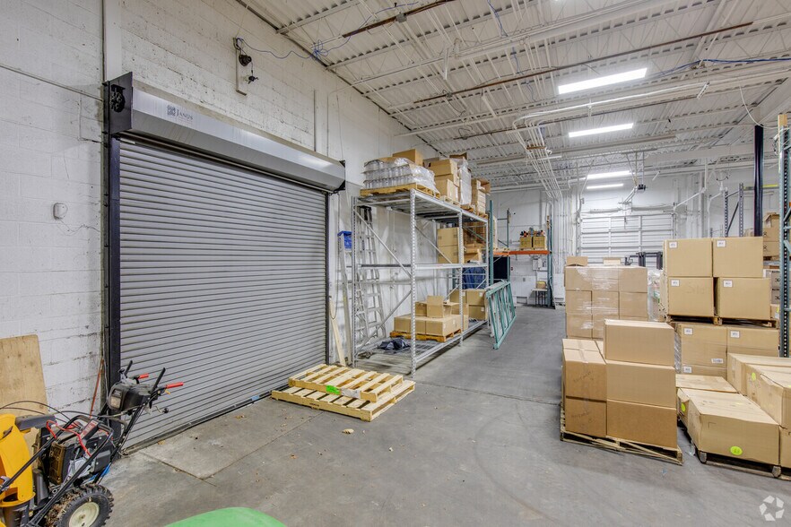 More Photos Of 8160 Lark Brown Rd, Elkridge Light Manufacturing For Lease