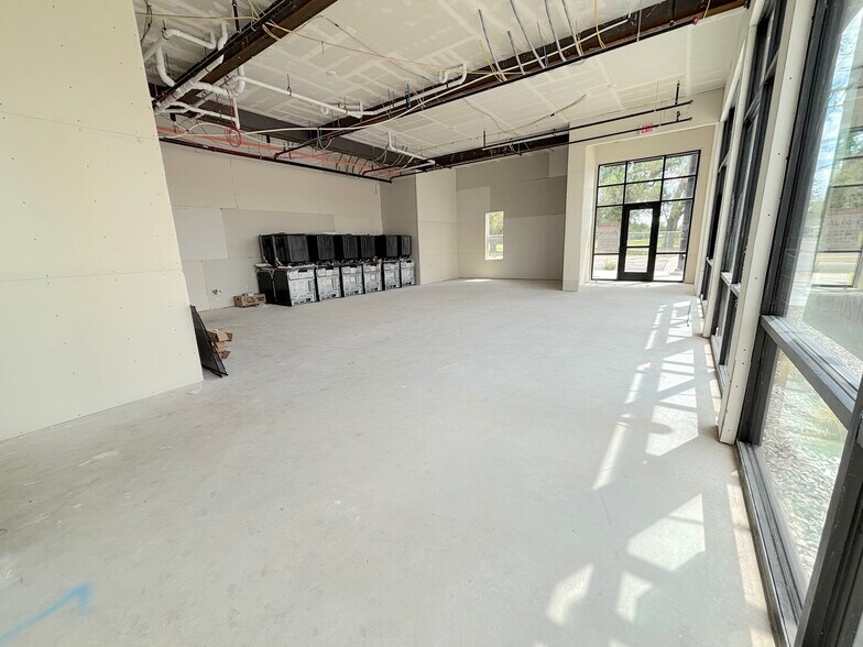 More Photos Of 501 East 2700 South, Salt Lake City Storefront Retail Office For Sale