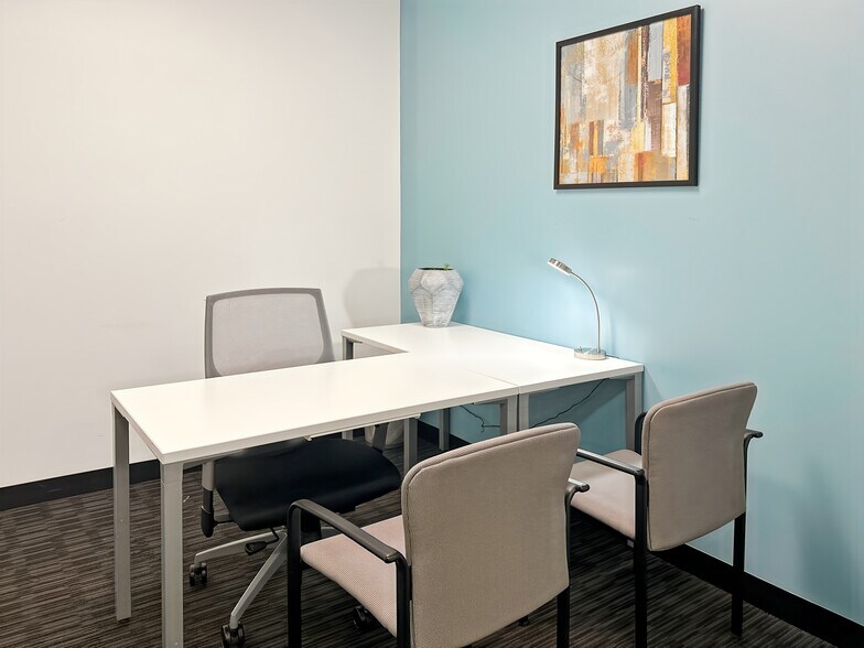 Primary Photo Of 6575 West Loop South, Bellaire Coworking Space