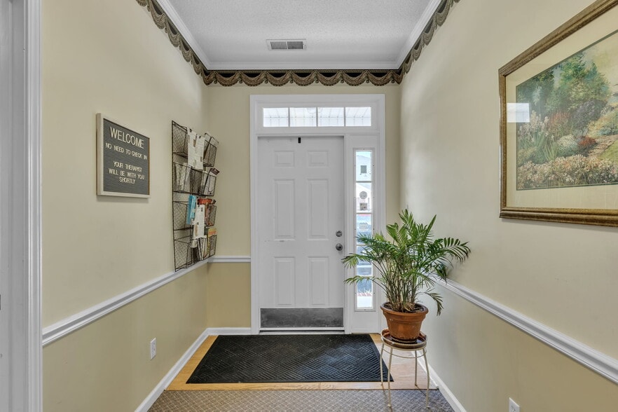 More Photos Of 1554 Union Rd, Gastonia Office For Lease