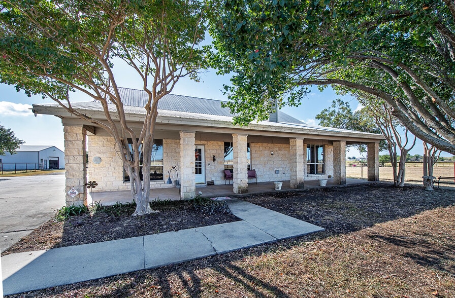 More Photos Of 1833 County Road 305, Jarrell Land For Sale