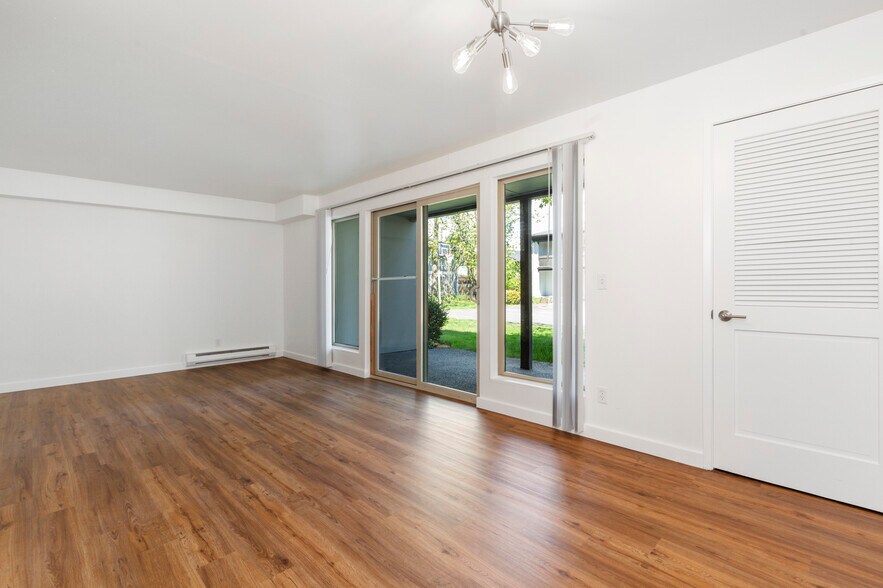 More Photos Of 7234 47th Ave NE, Marysville Apartments For Sale