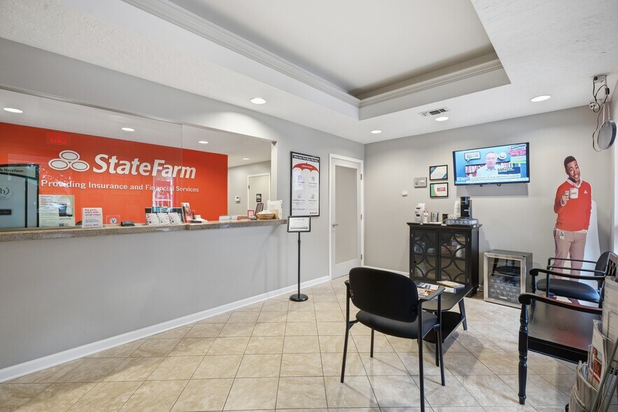 More Photos Of 12325 Scarsdale Blvd, Houston Medical For Sale