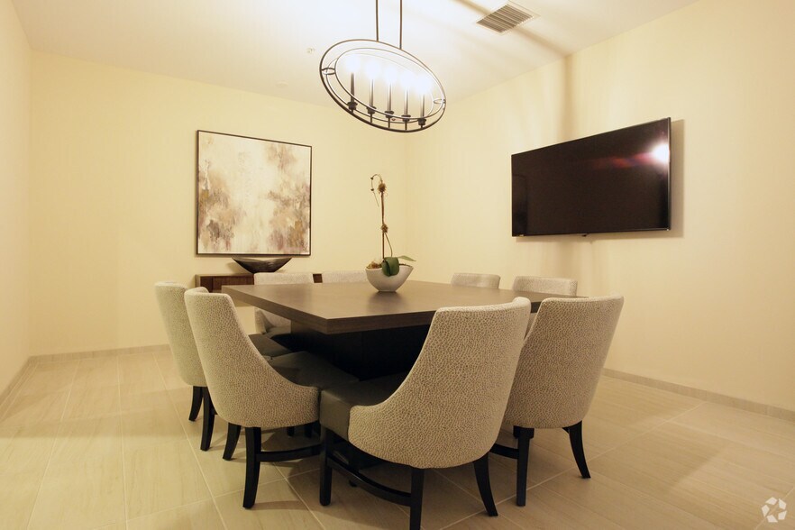 More Photos Of 131 Bridge St, Phoenixville Multifamily For Sale