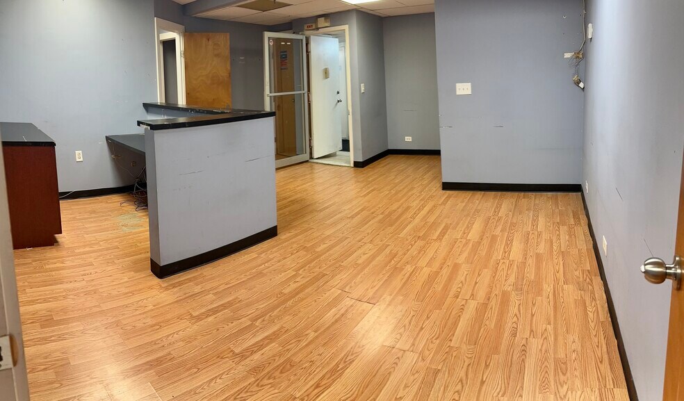 More Photos Of 8708 Justice Ave, Elmhurst Apartments For Sale