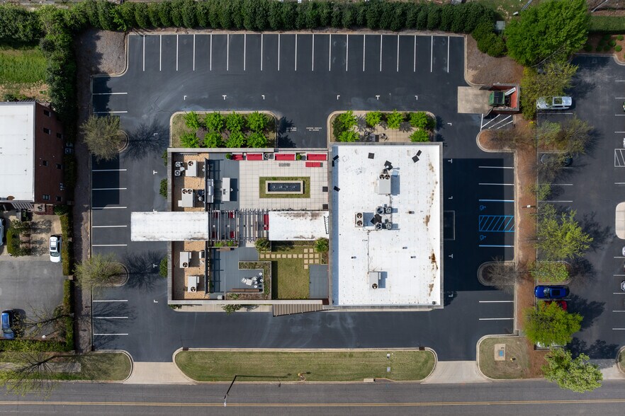 More Photos Of 2900 1st Ave S, Birmingham Office For Lease