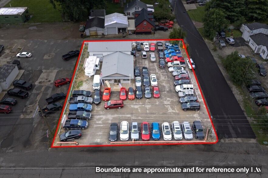 Primary Photo Of 508 Lincolnway W, Osceola Auto Dealership For Sale