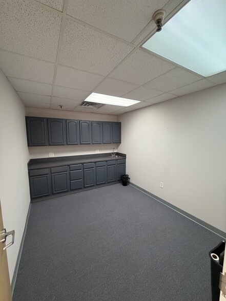 More Photos Of 50 Mount Prospect Ave, Clifton Medical For Lease