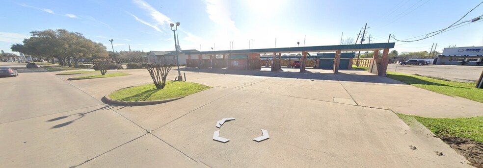 More Photos Of 393 Avenue E, Stafford Specialty For Sale