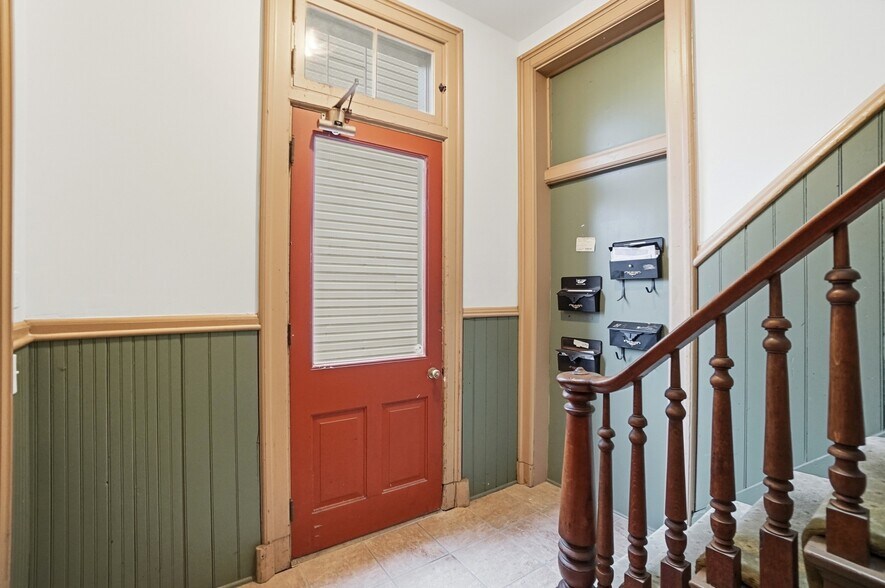 More Photos Of 428-430 Elizabeth St, Cincinnati Apartments For Sale