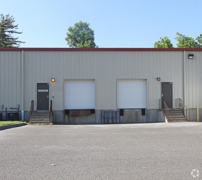 More Photos Of 353-359 Christian St, Oxford Manufacturing For Lease