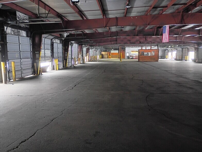 More Photos Of 11740 Dixie Hwy, Birch Run Truck Terminal For Lease