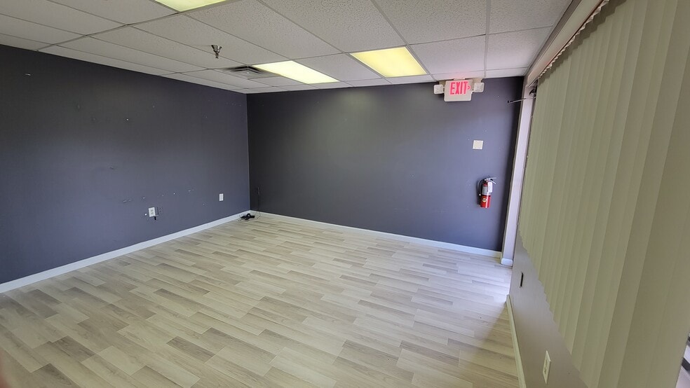 More Photos Of 10207-10235 General Dr, Orlando Warehouse For Lease