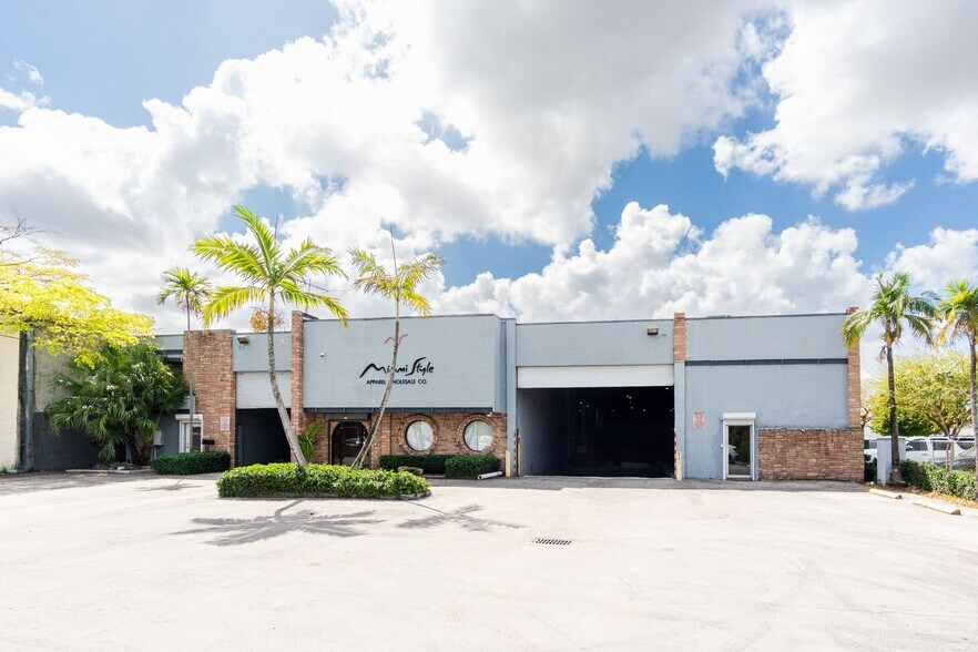 More Photos Of 7480 NW 52nd St, Miami Warehouse For Sale