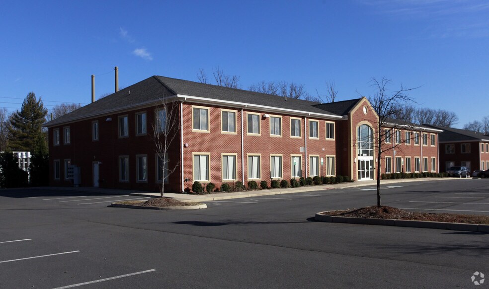 More Photos Of 9420 Forestwood Ln, Manassas Medical For Lease