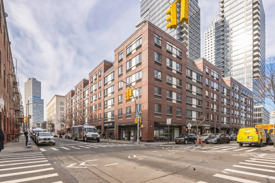 More Photos Of 20 N 5th St, Brooklyn Apartments For Lease