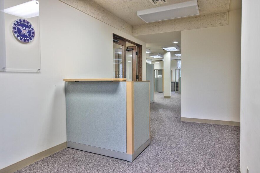 More Photos Of 400 Camino Aguajito, Monterey Office For Sale