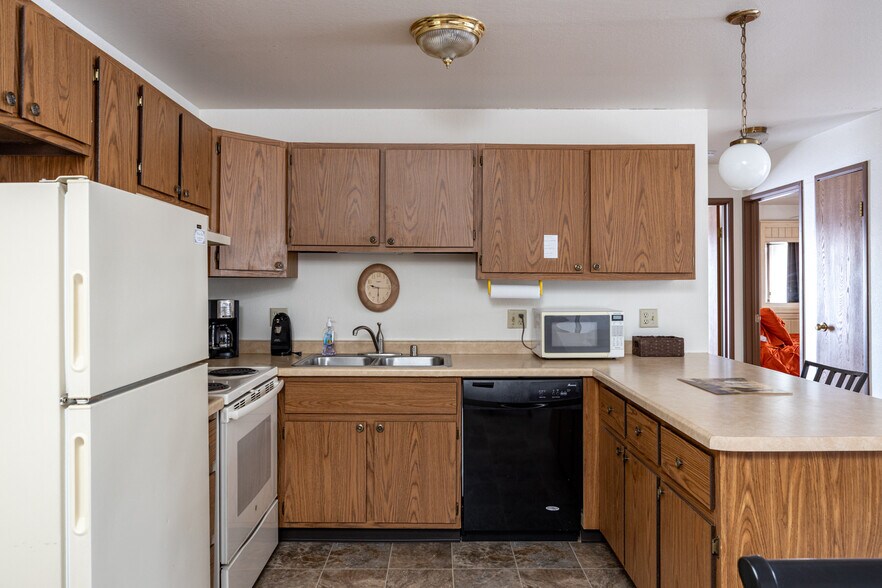 More Photos Of 205-235 W Calumet St, Appleton Apartments For Sale