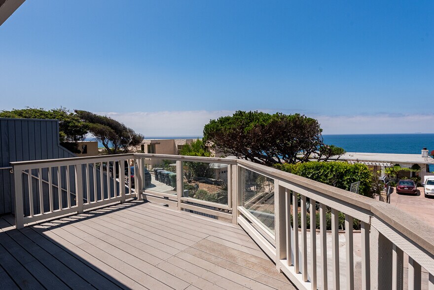 More Photos Of 7273 Birdview Ave, Malibu Apartments For Sale
