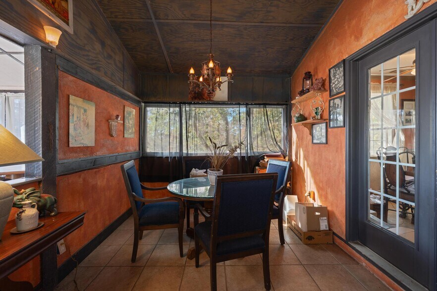 More Photos Of 607 Butts Mill Rd, Pine Mountain General Retail For Sale