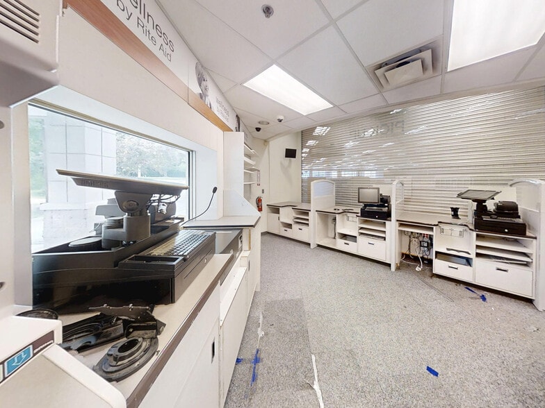 More Photos Of 5430 Peach St, Erie Drugstore For Sale