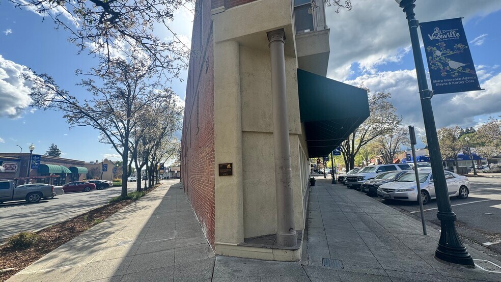 More Photos Of 400-412 Main St, Vacaville Storefront Retail Office For Lease