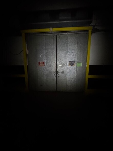 More Photos Of 8716 SE 15th St, Oklahoma City Distribution For Sale