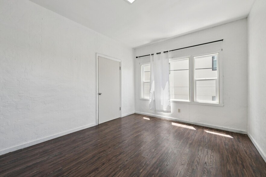 More Photos Of 1360 Berkeley Way, Berkeley Apartments For Sale