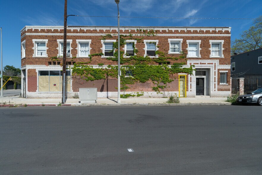 More Photos Of 1906-1912 Cimarron St, Los Angeles Apartments For Lease
