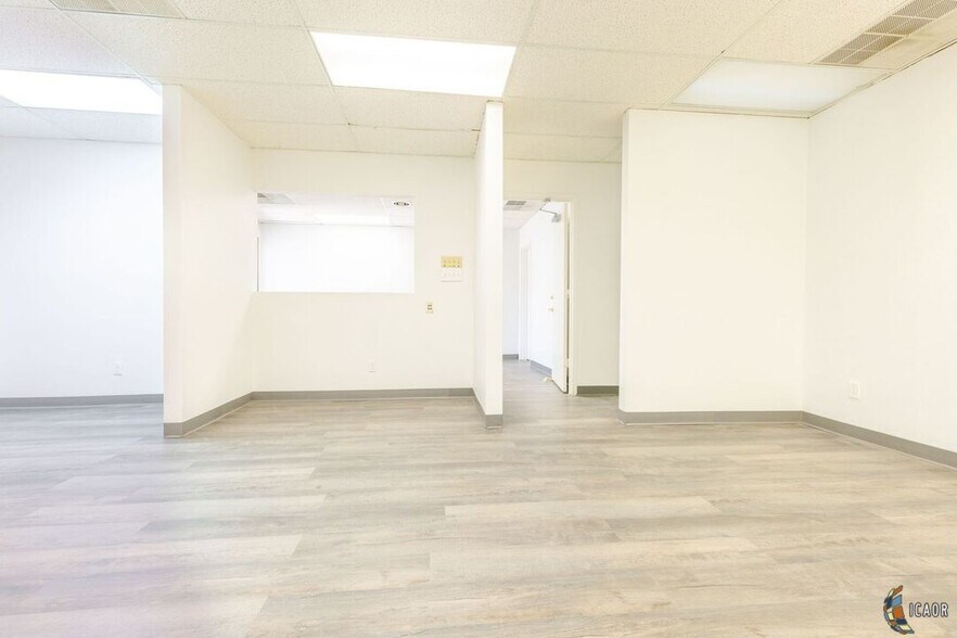 More Photos Of 765 Broadway Ave, El Centro Medical For Sale
