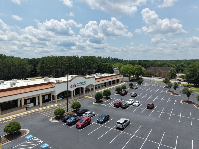 More Photos Of 2100 Riverside Pky, Lawrenceville Unknown For Lease