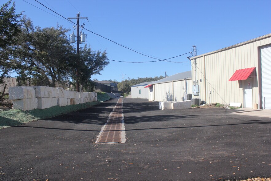 More Photos Of 4111 W State Highway 29, Georgetown Warehouse For Sale