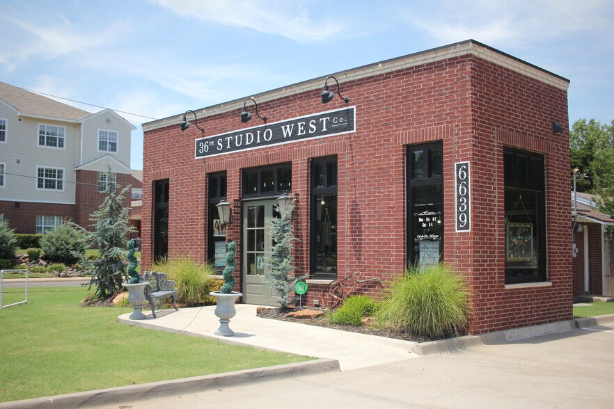 More Photos Of 6639 NW 36th St, Bethany Freestanding For Lease