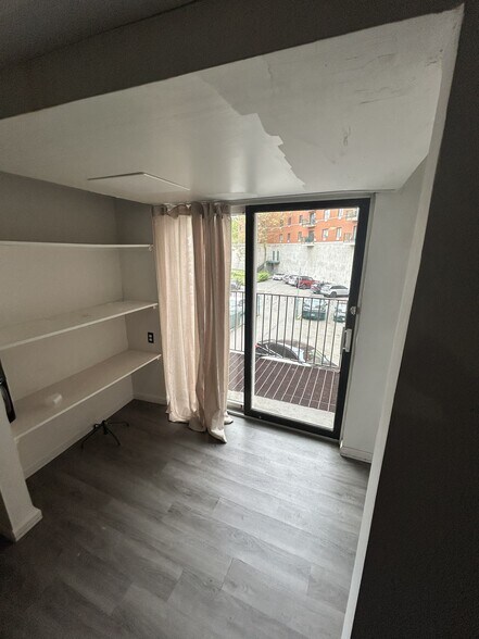 More Photos Of 139 Mamaroneck Ave, Mamaroneck Storefront Retail Residential For Lease