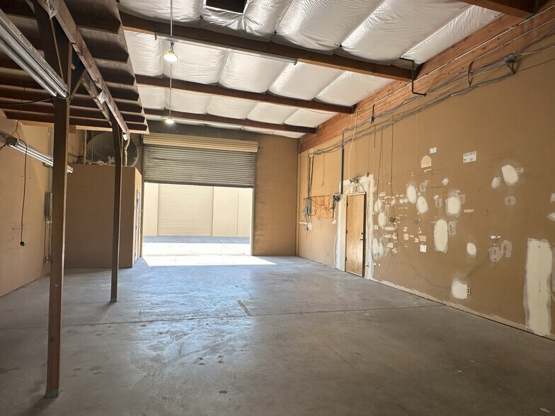 More Photos Of 7746 Lorraine Ave, Stockton Service For Sale