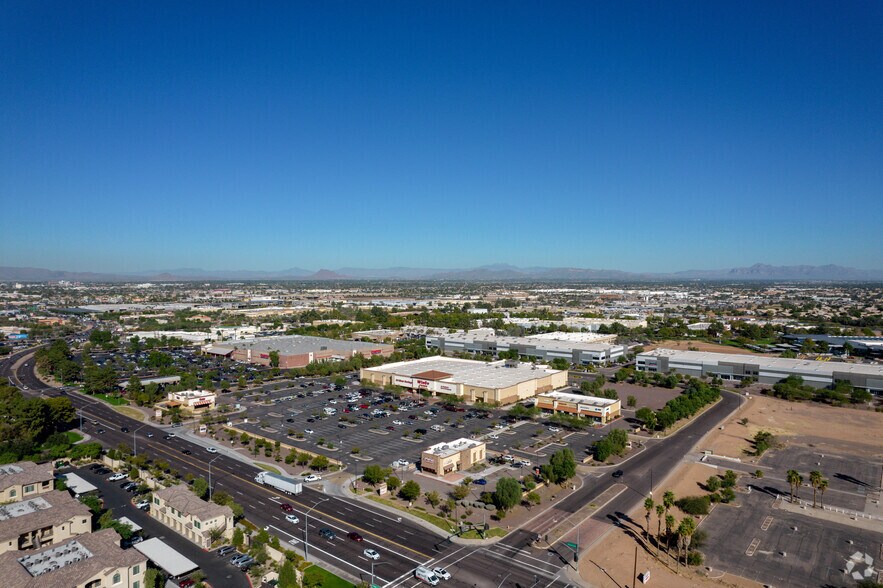 More Photos Of 1343 N Colorado St, Gilbert Distribution For Lease