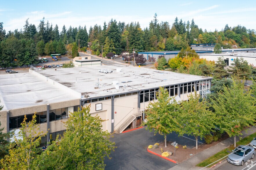 More Photos Of 11155 120th Ave NE, Kirkland Manufacturing For Lease