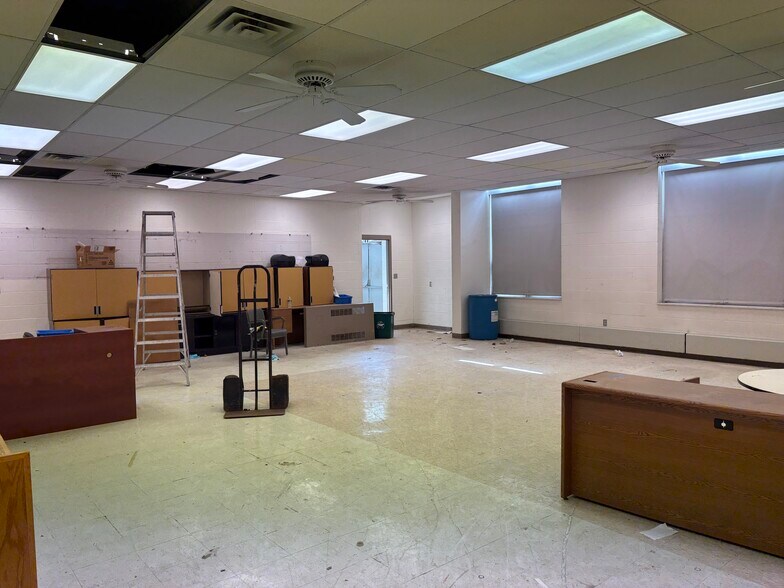 More Photos Of 0 N McKean E North Sts, Butler Schools For Lease