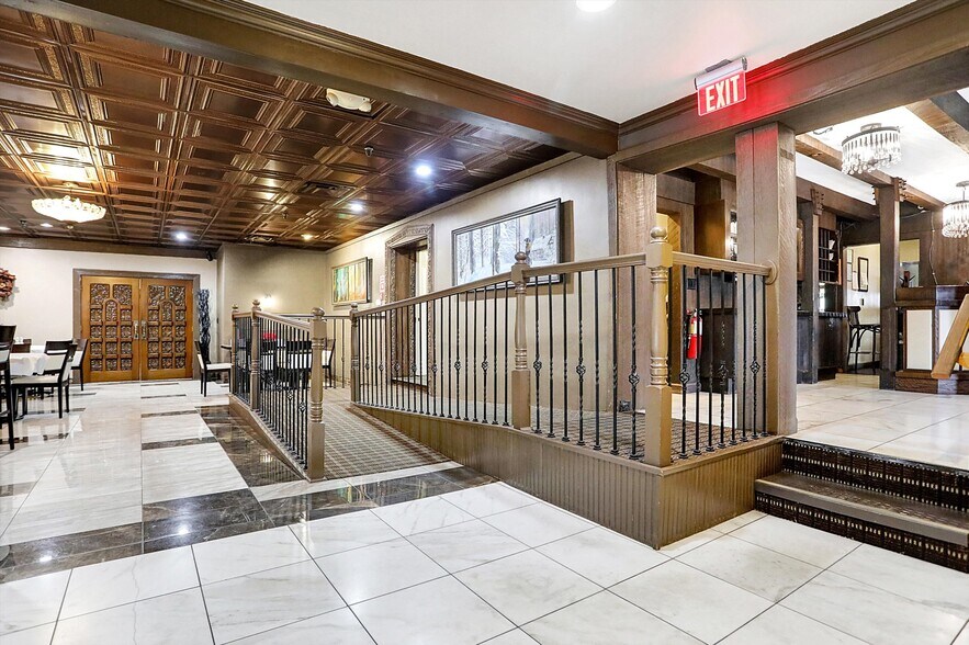 More Photos Of 35 S Main St, Batesville Warehouse For Sale