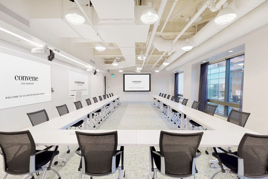 More Photos Of 333 S Grand Ave, Los Angeles Office For Lease