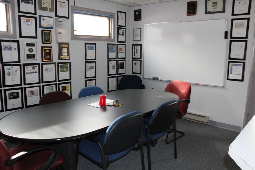 More Photos Of 11 Plains Rd, Augusta Office For Lease