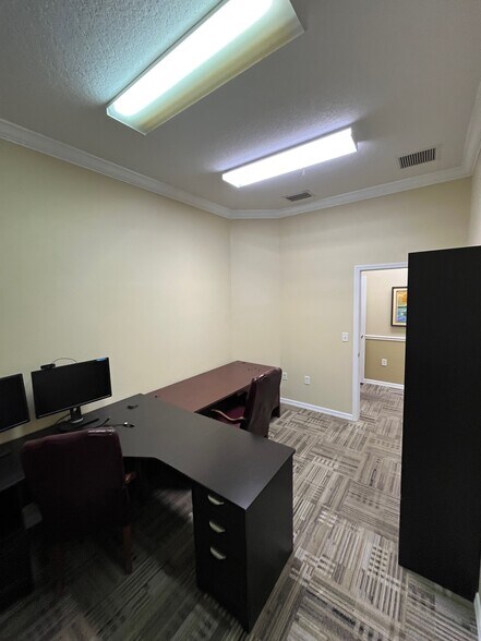 More Photos Of 2719 Letap Ct, Land O' Lakes Office Residential For Lease