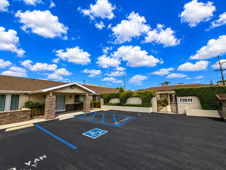 More Photos Of 11911-11913 Washington Blvd, Whittier Healthcare For Sale
